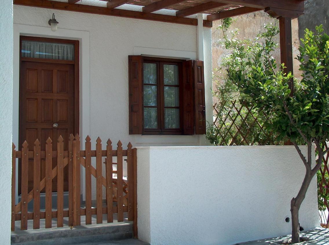 Villa Notos Adamantas  Exterior foto